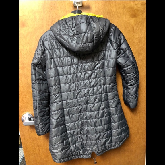 down jacket - Picture 2 of 3